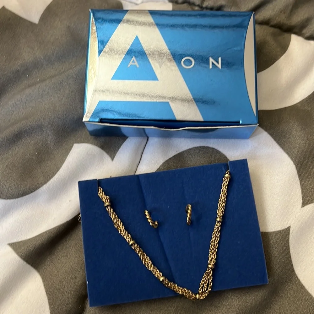 Multi Chain Necklace Twist Rope Huggie Hoop Earring Avon Jewelry Costume Antique - Picture 3 of 4